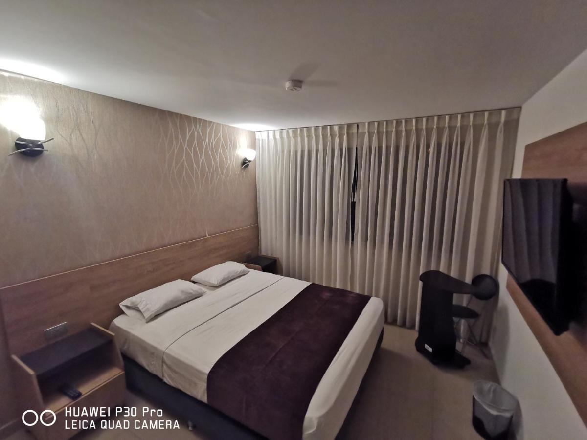 Hotel Lindsay Manizales Ngoại thất bức ảnh